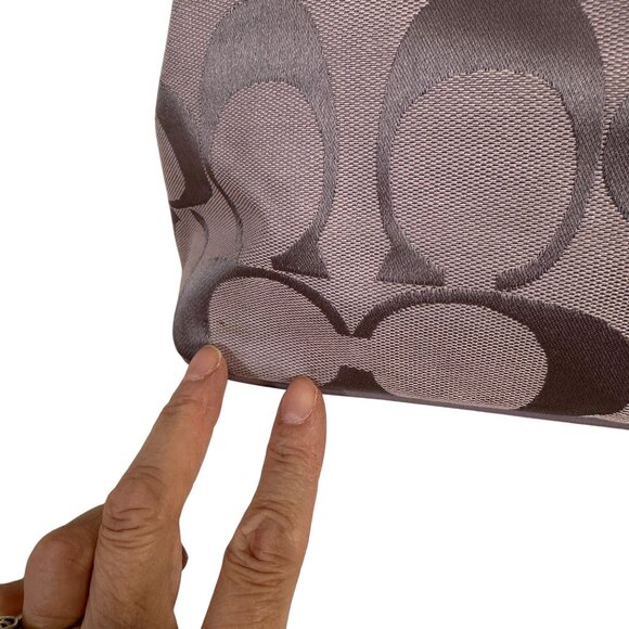 Coach Signature C KISS LOCK Shoulder Bag Lavender Purple F19190 - Picture 13 of 15